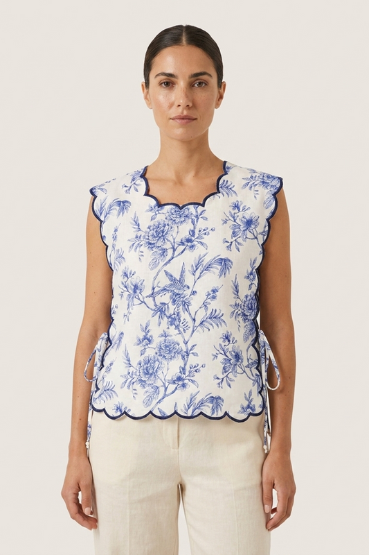 SILVIA VEST